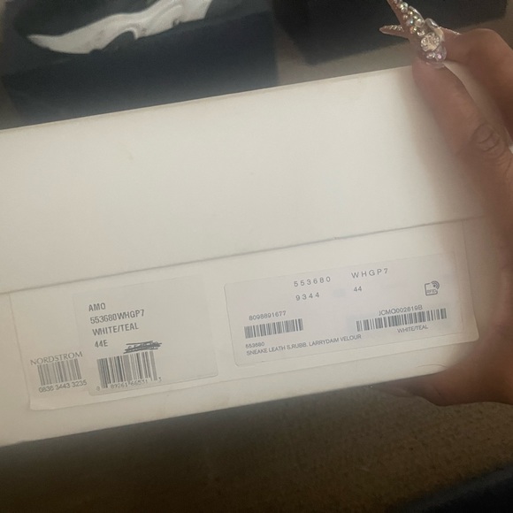 Almost new Size 44 Alexander McQueen White Sneakers - Picture 3 of 6